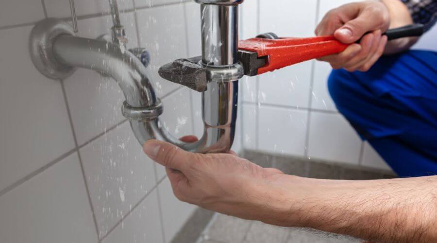Pipe Leak Detection in Pickrell, NE